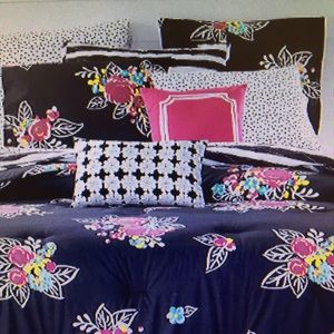 Martha Stewart Bedspread